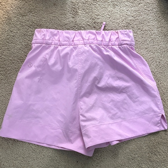 lululemon athletica light pink shorts (vitapink) - Picture 1 of 5